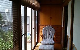 Lanturn House 2*